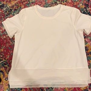 Lululemon short sleeved top